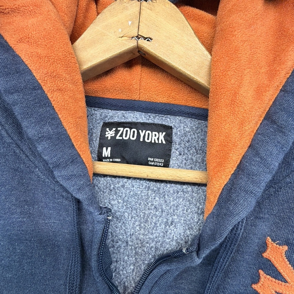 Zoo York Hoodie Mens Medium Full Zip Hooded Logo Fleece - Picture 2 of 6